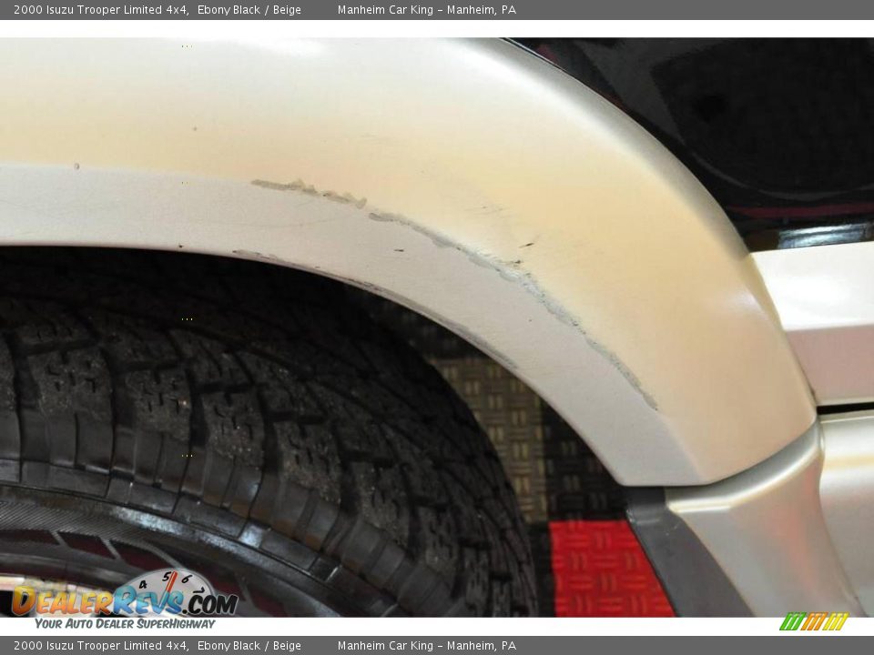 2000 Isuzu Trooper Limited 4x4 Ebony Black / Beige Photo #33