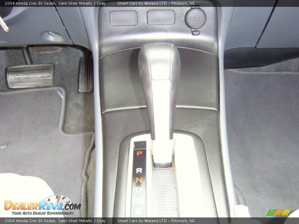 2004 Honda Civic EX Sedan Satin Silver Metallic / Gray Photo #19