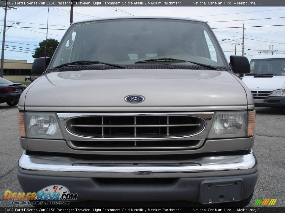 2002 Ford E Series Van E150 Passenger Traveler Light Parchment Gold Metallic / Medium Parchment Photo #3