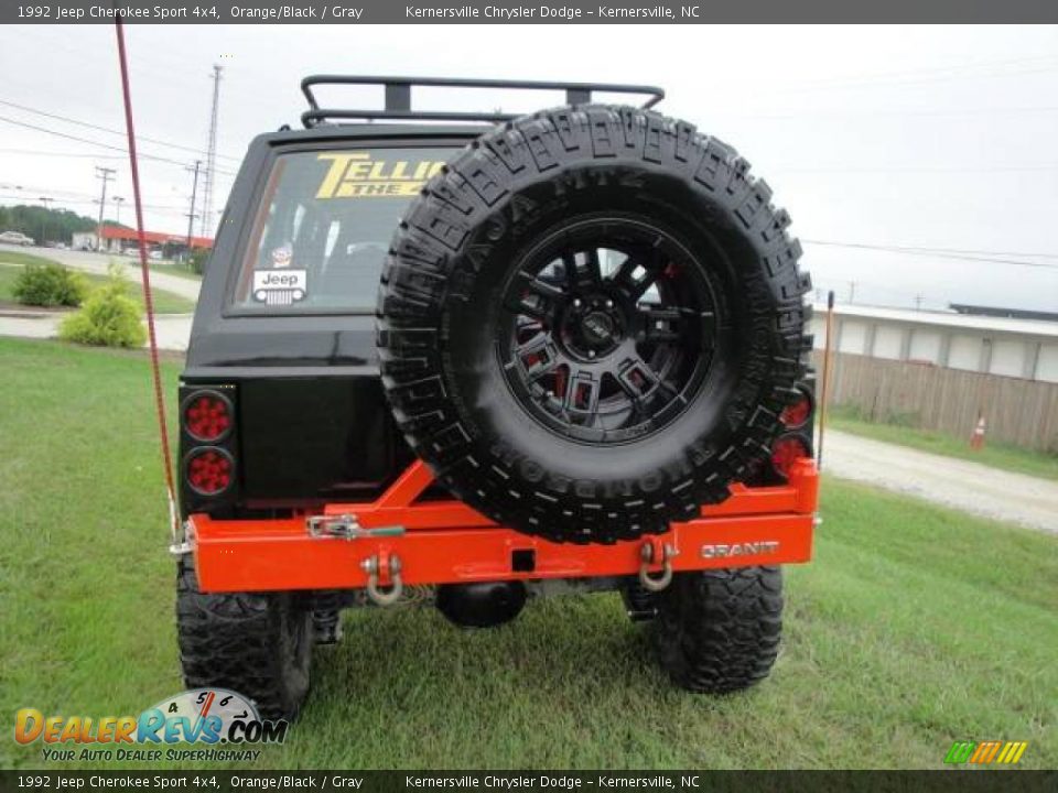 1992 Jeep Cherokee Sport 4x4 Orange/Black / Gray Photo #4