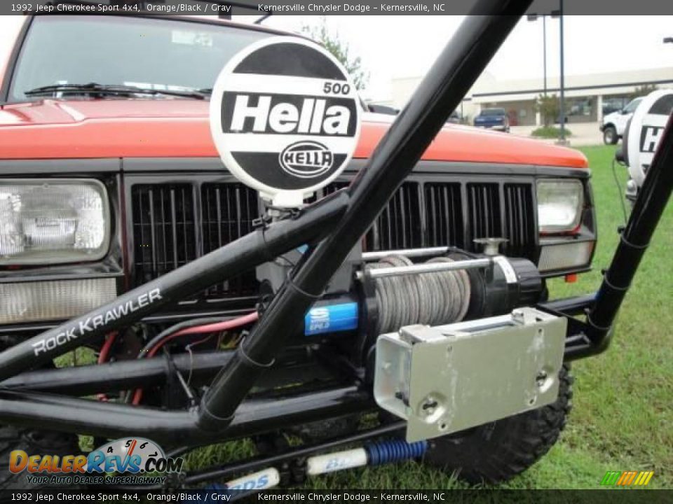 1992 Jeep Cherokee Sport 4x4 Orange/Black / Gray Photo #11