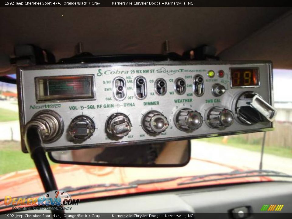 1992 Jeep Cherokee Sport 4x4 Orange/Black / Gray Photo #35