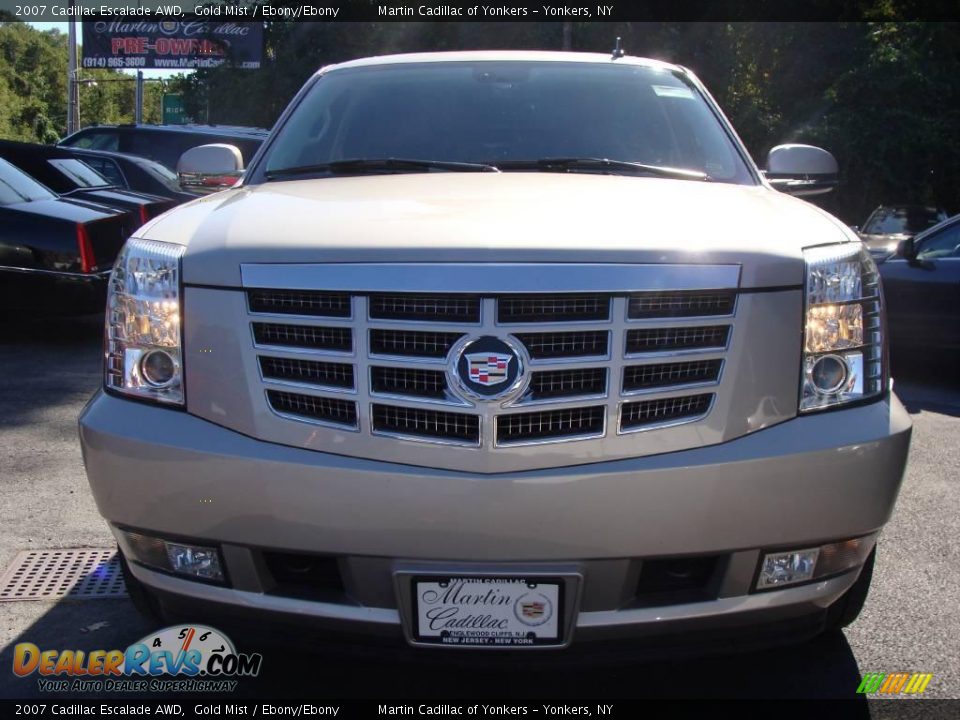 2007 Cadillac Escalade AWD Gold Mist / Ebony/Ebony Photo #2