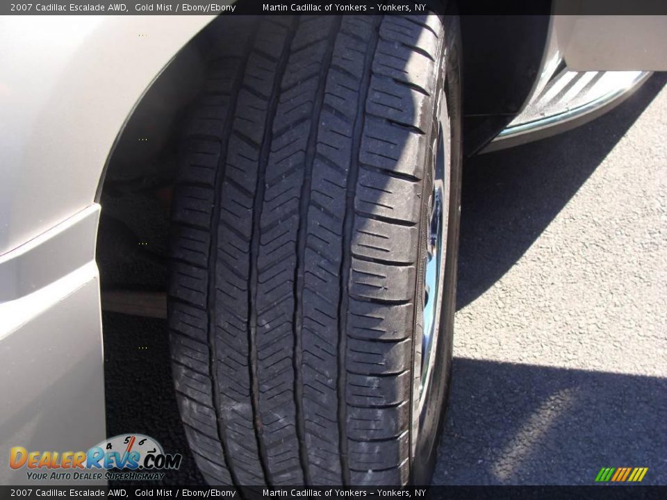 2007 Cadillac Escalade AWD Gold Mist / Ebony/Ebony Photo #8