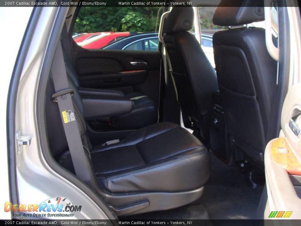 2007 Cadillac Escalade AWD Gold Mist / Ebony/Ebony Photo #15
