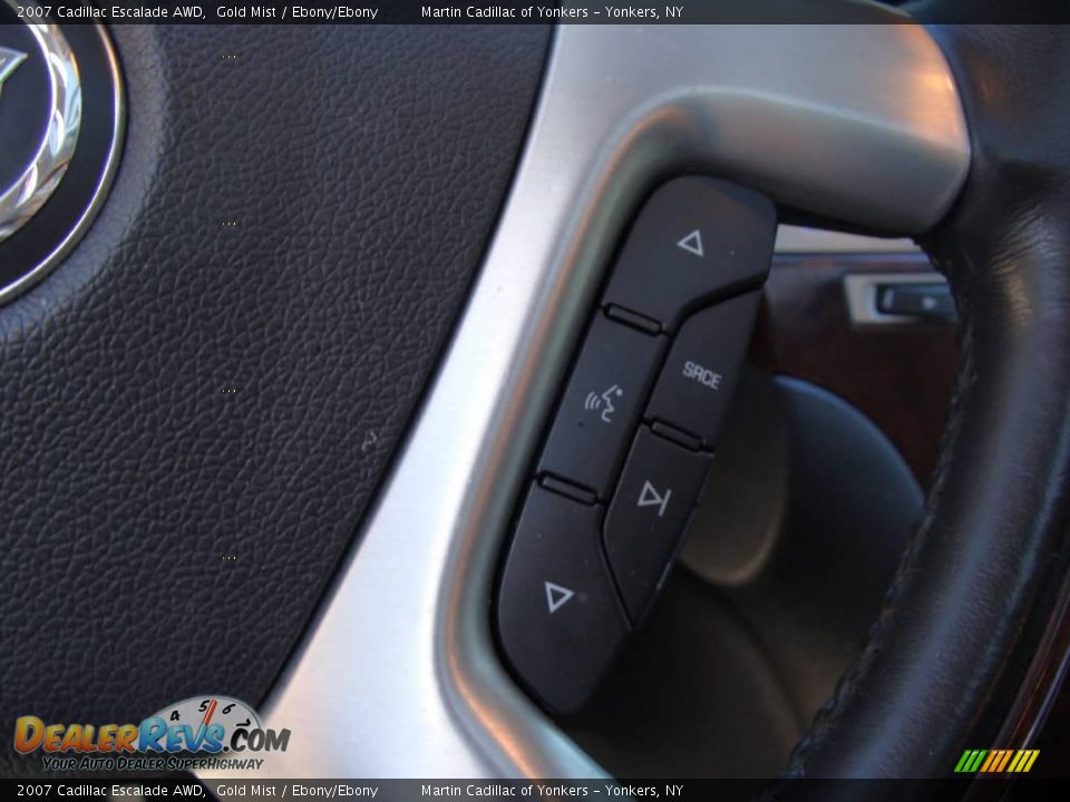 2007 Cadillac Escalade AWD Gold Mist / Ebony/Ebony Photo #24