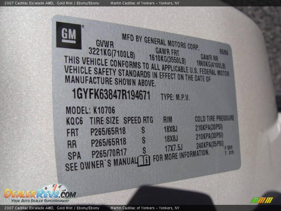 2007 Cadillac Escalade AWD Gold Mist / Ebony/Ebony Photo #28