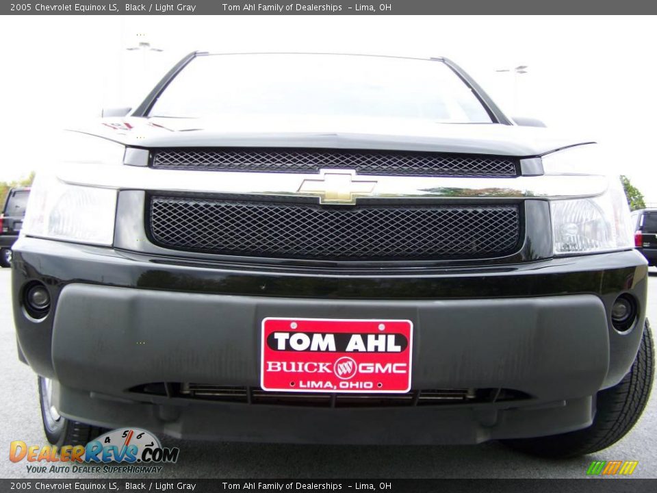 2005 Chevrolet Equinox LS Black / Light Gray Photo #2