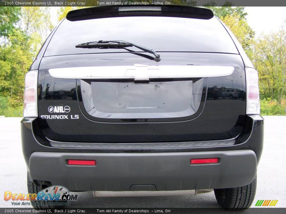 2005 Chevrolet Equinox LS Black / Light Gray Photo #5