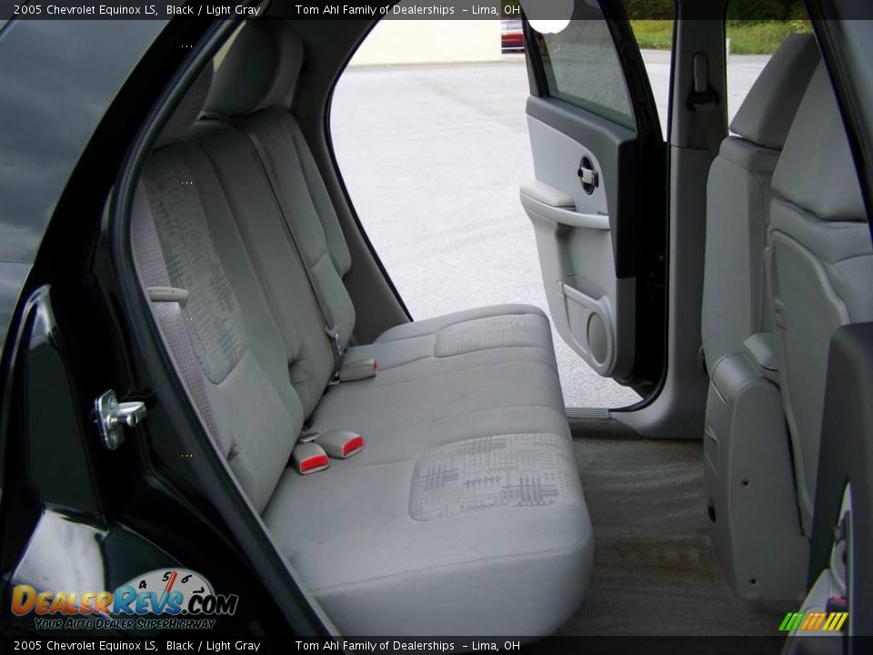 2005 Chevrolet Equinox LS Black / Light Gray Photo #10