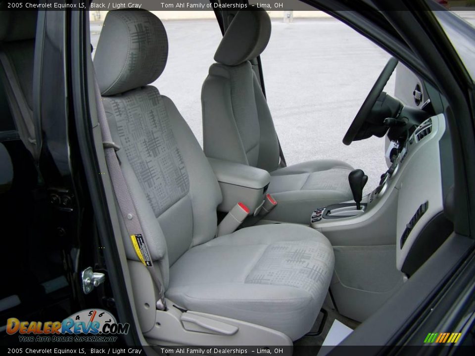 2005 Chevrolet Equinox LS Black / Light Gray Photo #11