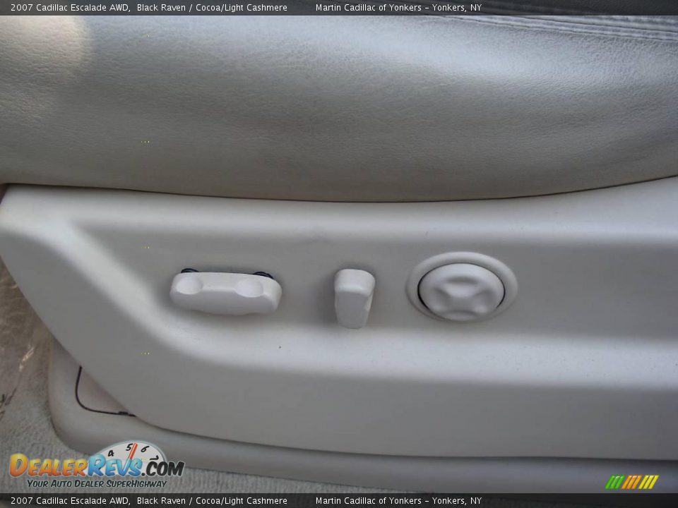 2007 Cadillac Escalade AWD Black Raven / Cocoa/Light Cashmere Photo #11