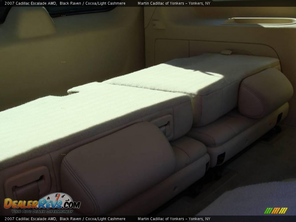 2007 Cadillac Escalade AWD Black Raven / Cocoa/Light Cashmere Photo #16