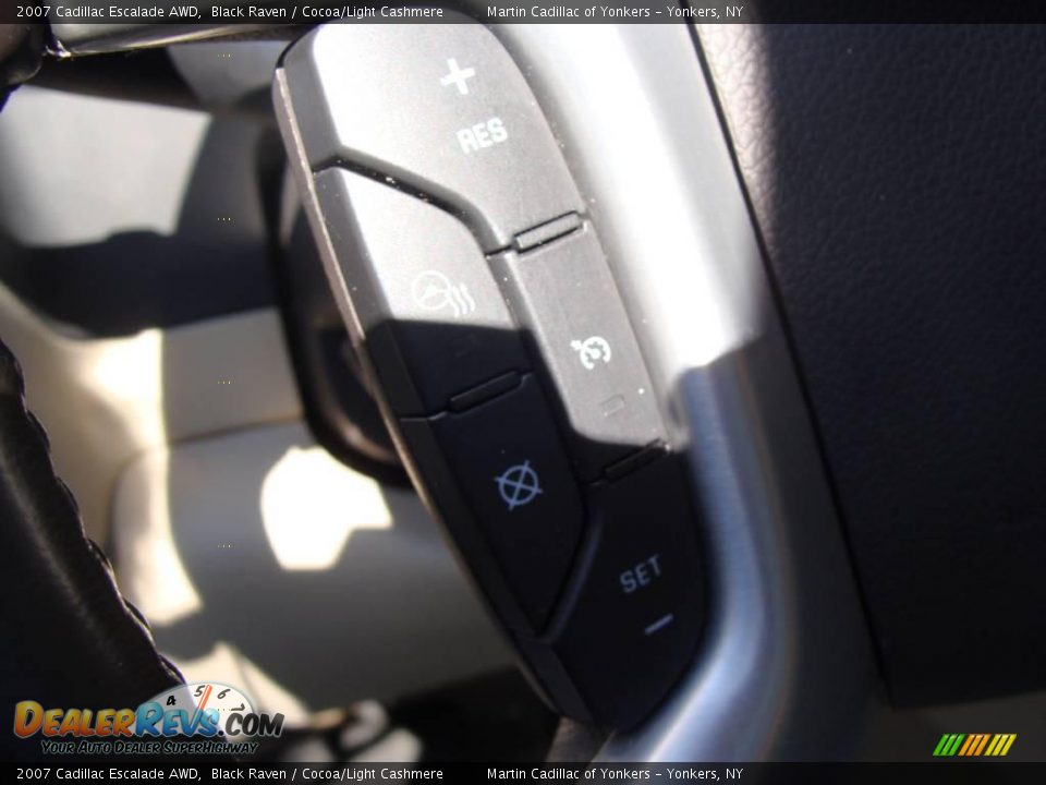 2007 Cadillac Escalade AWD Black Raven / Cocoa/Light Cashmere Photo #23