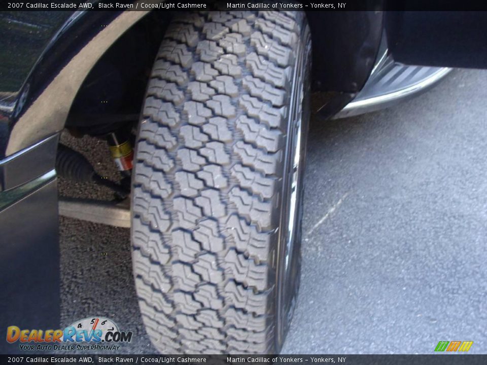 2007 Cadillac Escalade AWD Black Raven / Cocoa/Light Cashmere Photo #8
