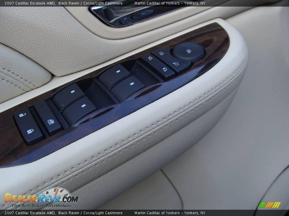 2007 Cadillac Escalade AWD Black Raven / Cocoa/Light Cashmere Photo #10