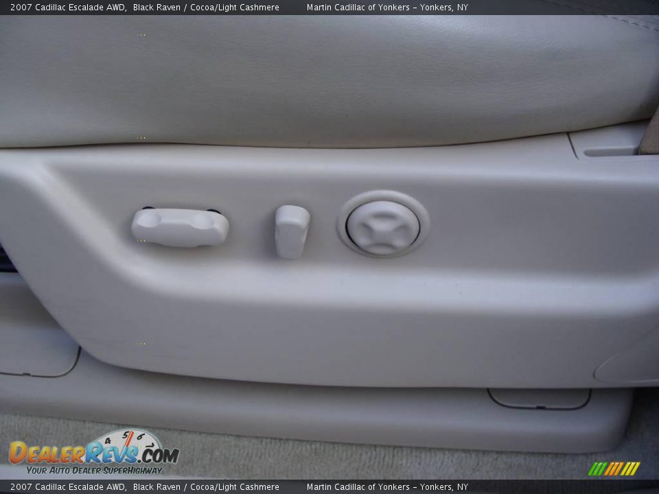 2007 Cadillac Escalade AWD Black Raven / Cocoa/Light Cashmere Photo #12