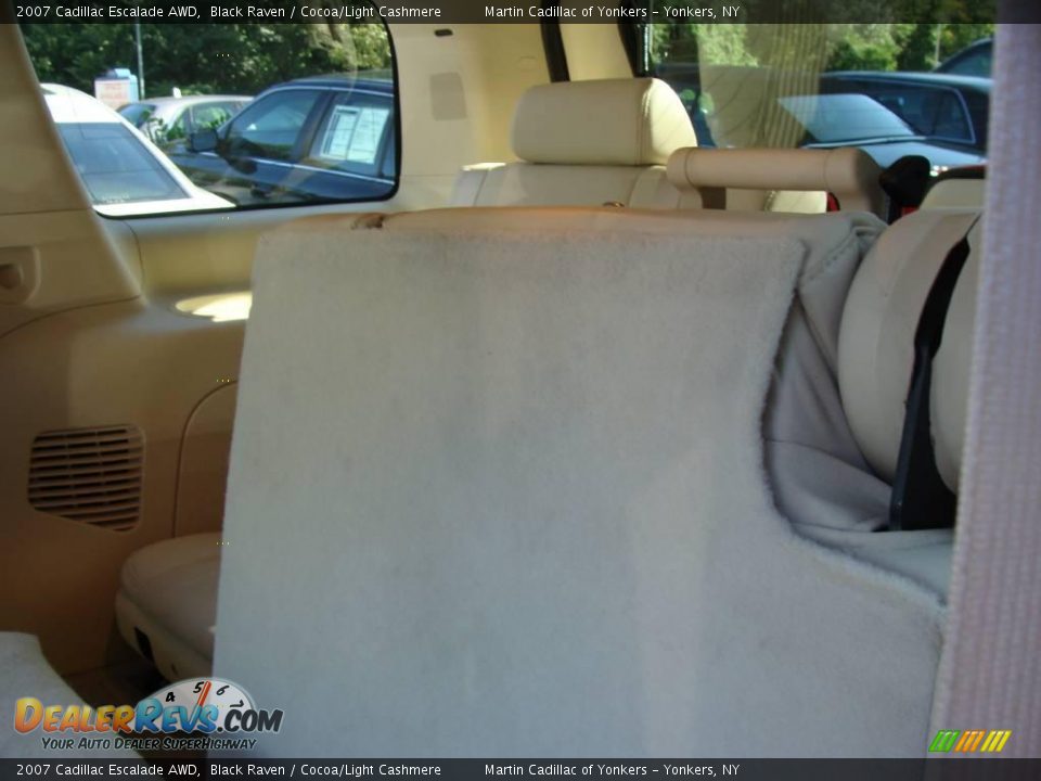 2007 Cadillac Escalade AWD Black Raven / Cocoa/Light Cashmere Photo #18