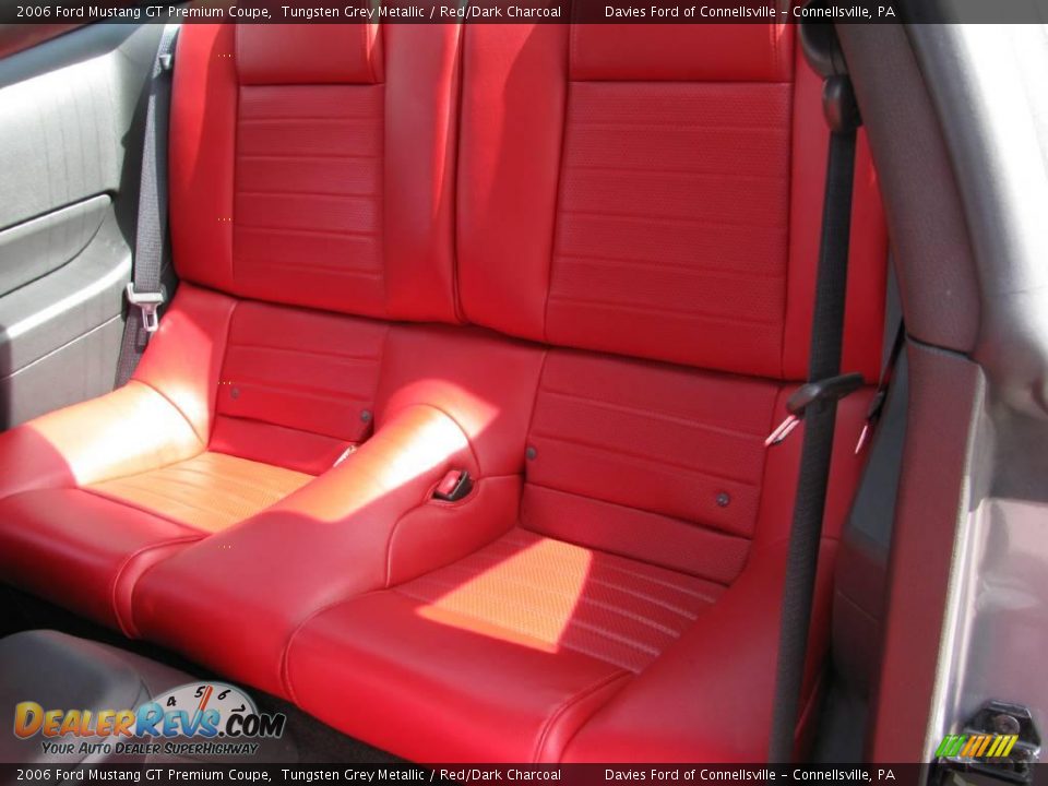 2006 Ford Mustang GT Premium Coupe Tungsten Grey Metallic / Red/Dark Charcoal Photo #13