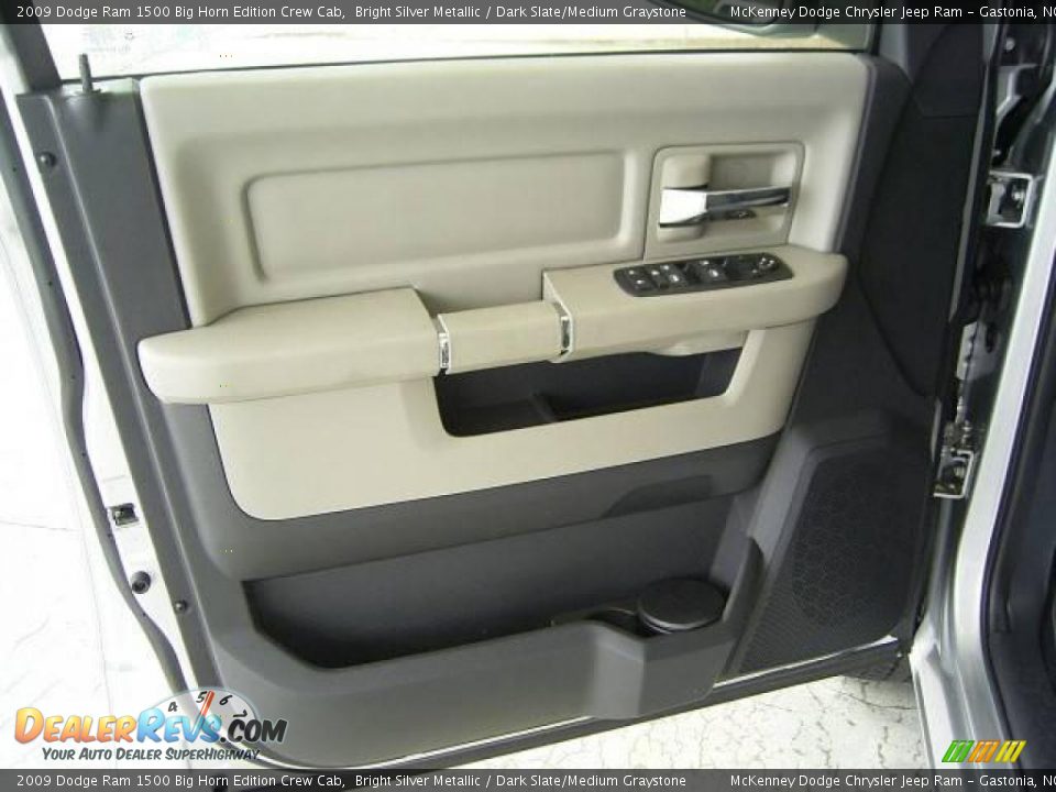 2009 Dodge Ram 1500 Big Horn Edition Crew Cab Bright Silver Metallic / Dark Slate/Medium Graystone Photo #8