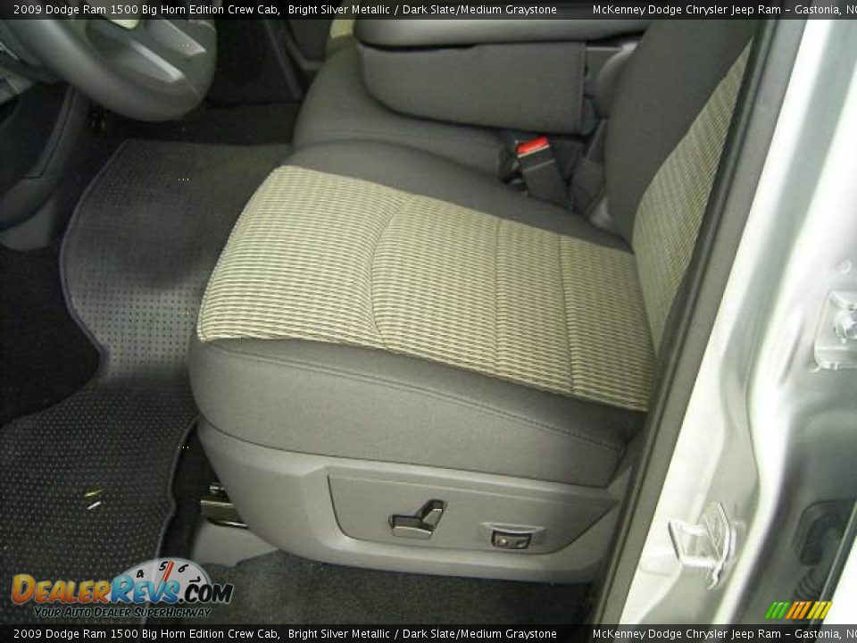 2009 Dodge Ram 1500 Big Horn Edition Crew Cab Bright Silver Metallic / Dark Slate/Medium Graystone Photo #9
