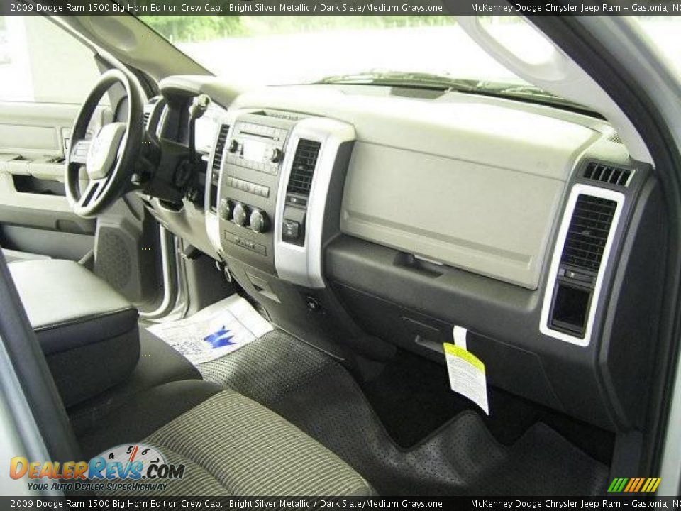 2009 Dodge Ram 1500 Big Horn Edition Crew Cab Bright Silver Metallic / Dark Slate/Medium Graystone Photo #13