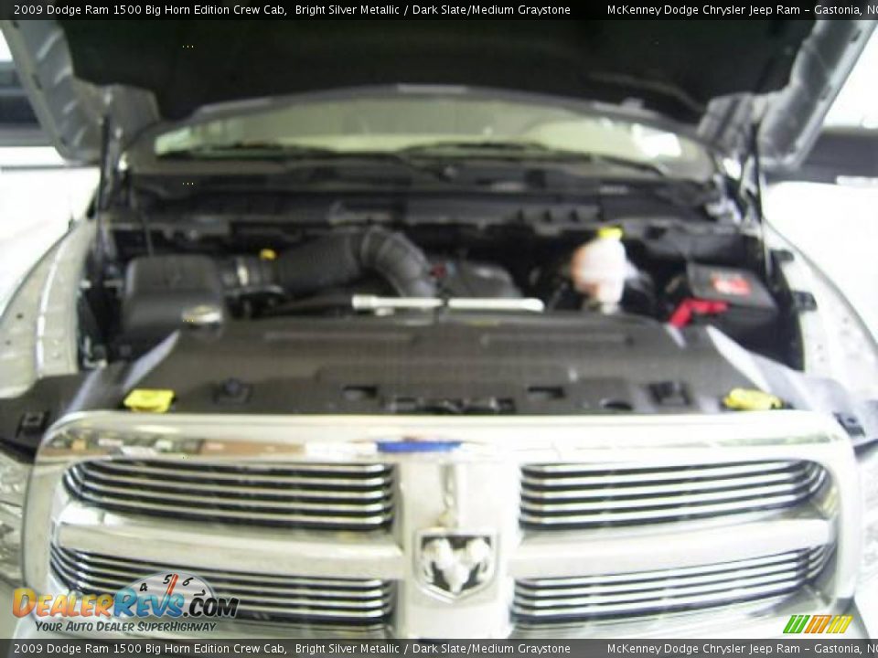 2009 Dodge Ram 1500 Big Horn Edition Crew Cab Bright Silver Metallic / Dark Slate/Medium Graystone Photo #17