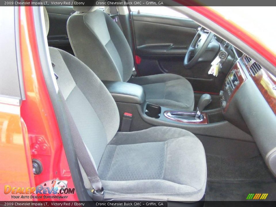 2009 Chevrolet Impala LT Victory Red / Ebony Photo #15
