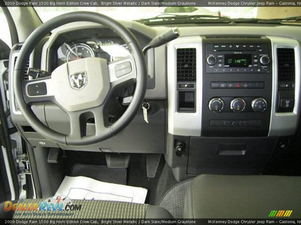 2009 Dodge Ram 1500 Big Horn Edition Crew Cab Bright Silver Metallic / Dark Slate/Medium Graystone Photo #19