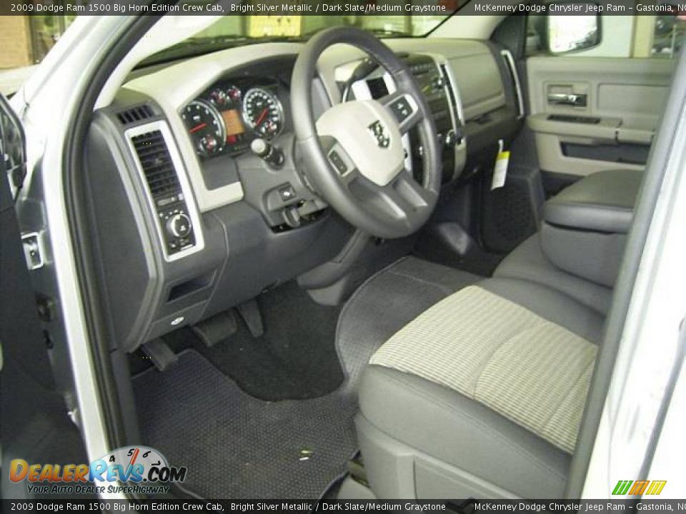2009 Dodge Ram 1500 Big Horn Edition Crew Cab Bright Silver Metallic / Dark Slate/Medium Graystone Photo #23