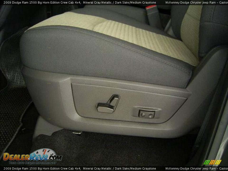 2009 Dodge Ram 1500 Big Horn Edition Crew Cab 4x4 Mineral Gray Metallic / Dark Slate/Medium Graystone Photo #10