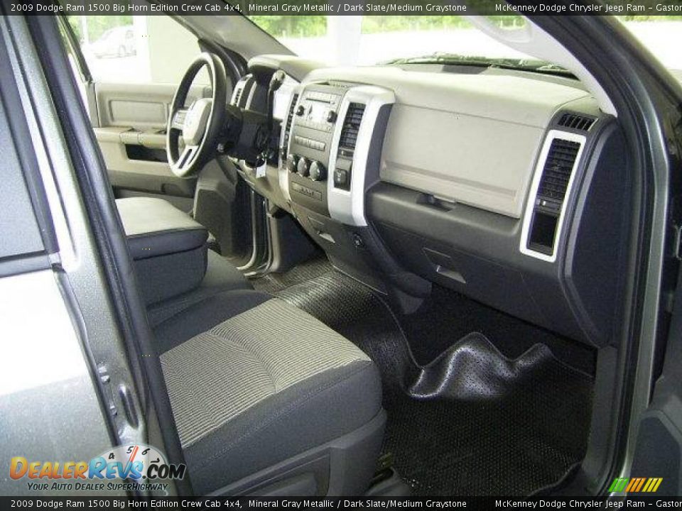 2009 Dodge Ram 1500 Big Horn Edition Crew Cab 4x4 Mineral Gray Metallic / Dark Slate/Medium Graystone Photo #13