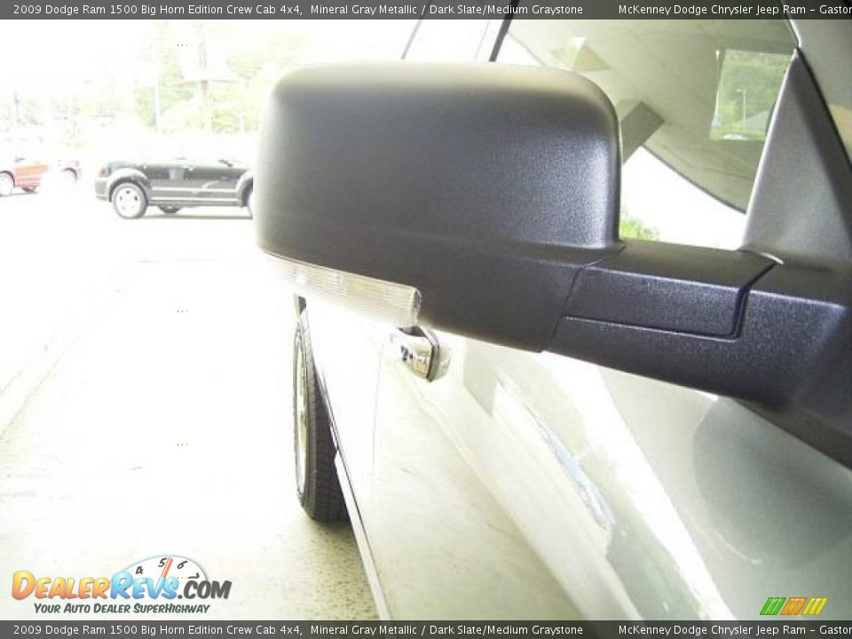 2009 Dodge Ram 1500 Big Horn Edition Crew Cab 4x4 Mineral Gray Metallic / Dark Slate/Medium Graystone Photo #17