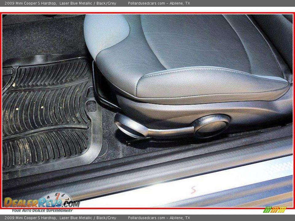 2009 Mini Cooper S Hardtop Laser Blue Metallic / Black/Grey Photo #13