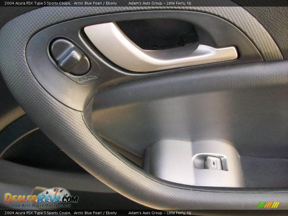 2004 Acura RSX Type S Sports Coupe Arctic Blue Pearl / Ebony Photo #24