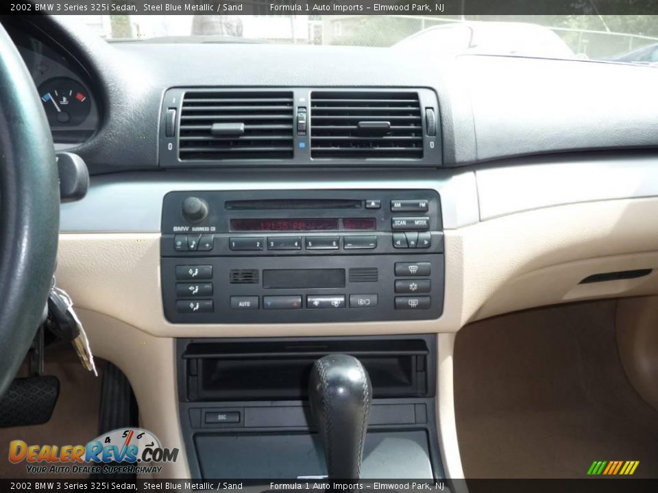 2002 BMW 3 Series 325i Sedan Steel Blue Metallic / Sand Photo #12
