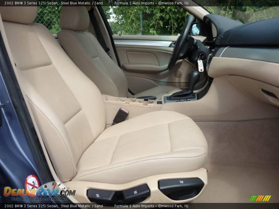 2002 BMW 3 Series 325i Sedan Steel Blue Metallic / Sand Photo #15