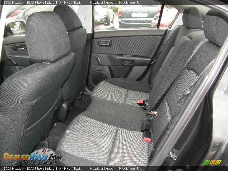 2009 Mazda MAZDA3 i Sport Sedan Black Mica / Black Photo #8