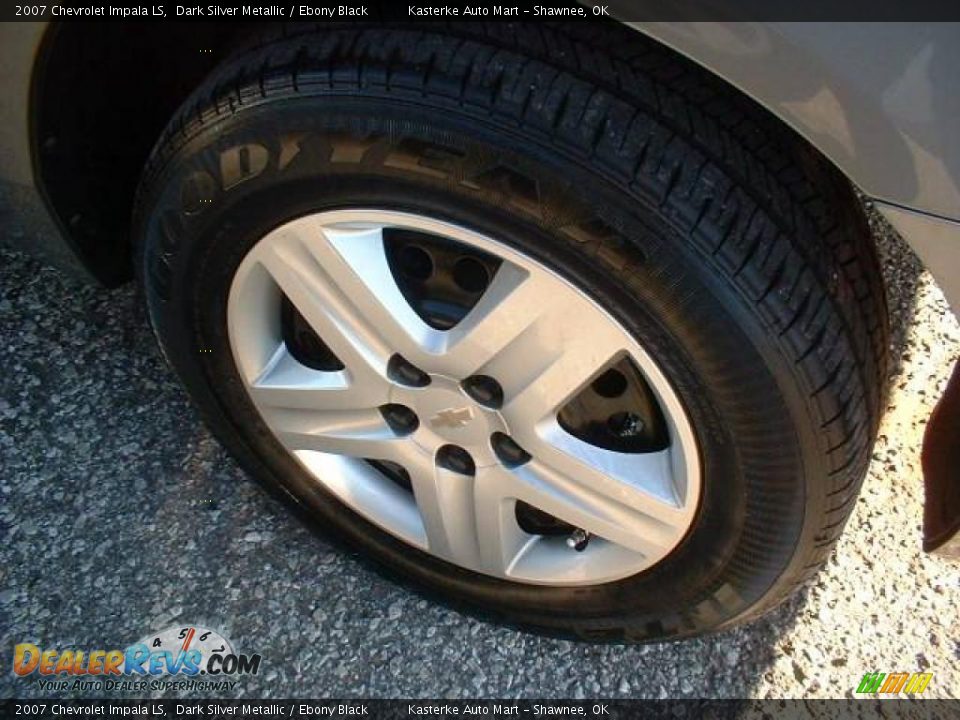 2007 Chevrolet Impala LS Dark Silver Metallic / Ebony Black Photo #5