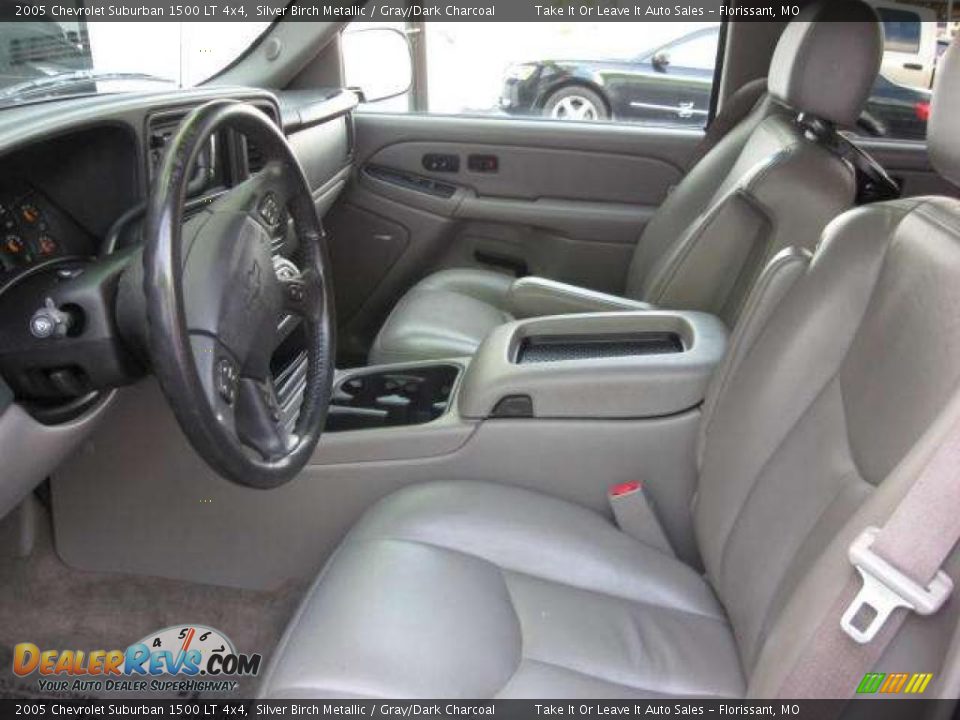 2005 Chevrolet Suburban 1500 LT 4x4 Silver Birch Metallic / Gray/Dark Charcoal Photo #21