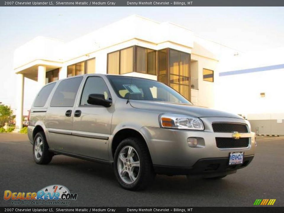 2007 Chevrolet Uplander LS Silverstone Metallic / Medium Gray Photo #4