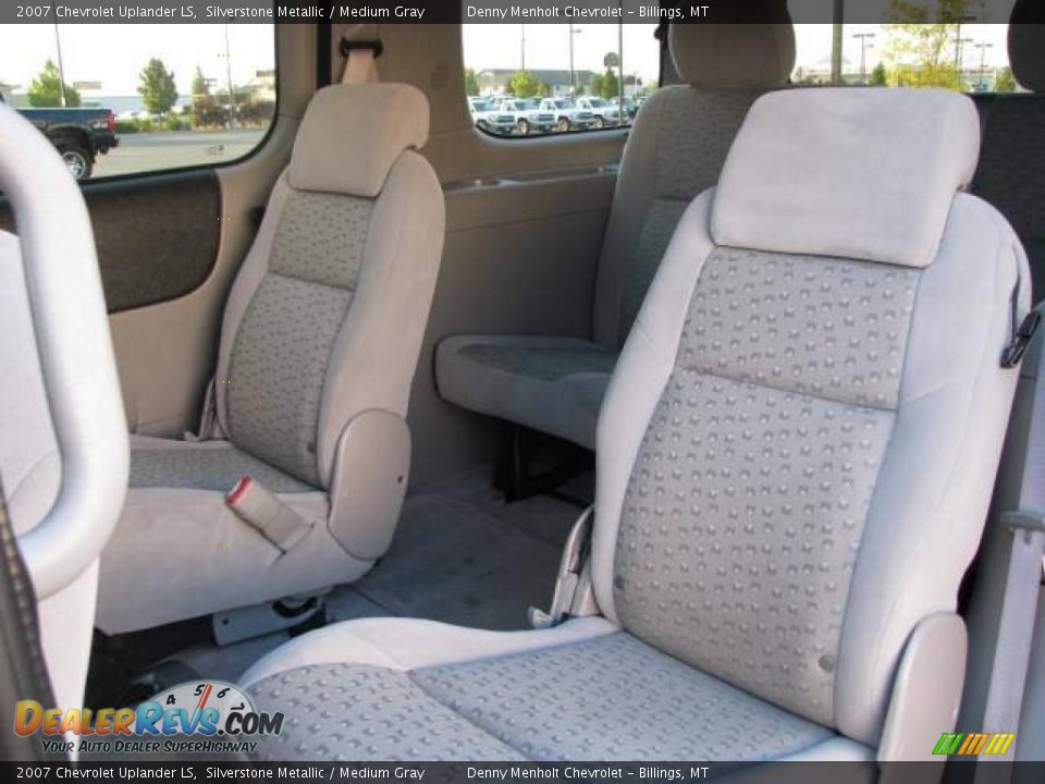 2007 Chevrolet Uplander LS Silverstone Metallic / Medium Gray Photo #11
