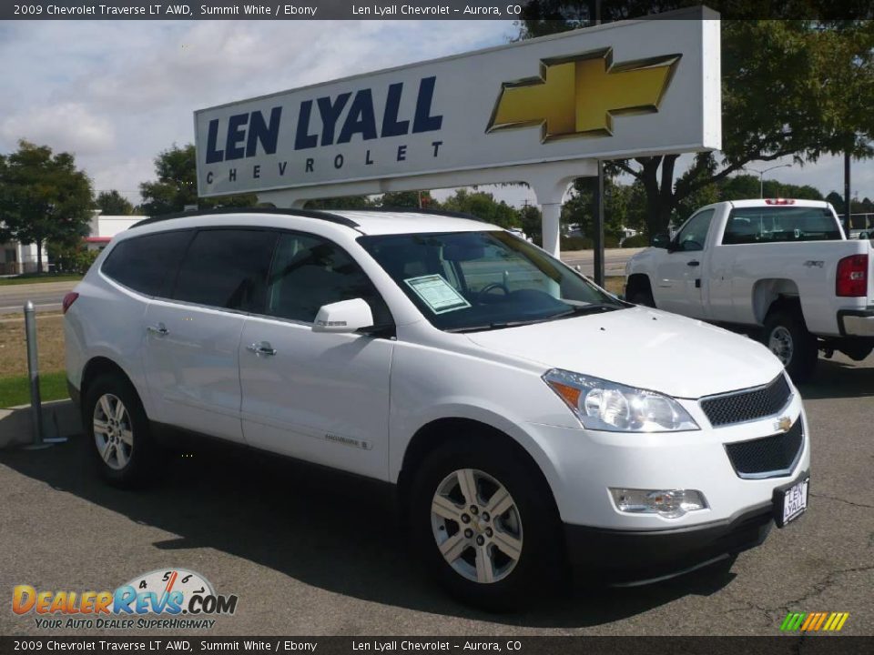 2009 Chevrolet Traverse LT AWD Summit White / Ebony Photo #1