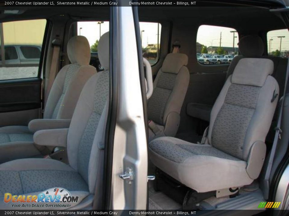 2007 Chevrolet Uplander LS Silverstone Metallic / Medium Gray Photo #12