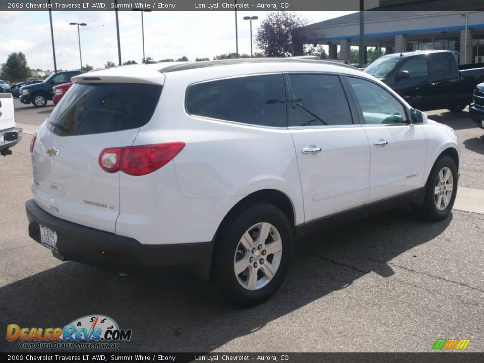 2009 Chevrolet Traverse LT AWD Summit White / Ebony Photo #6