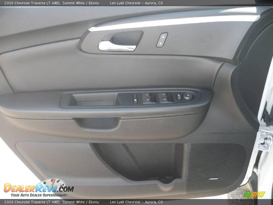 2009 Chevrolet Traverse LT AWD Summit White / Ebony Photo #7
