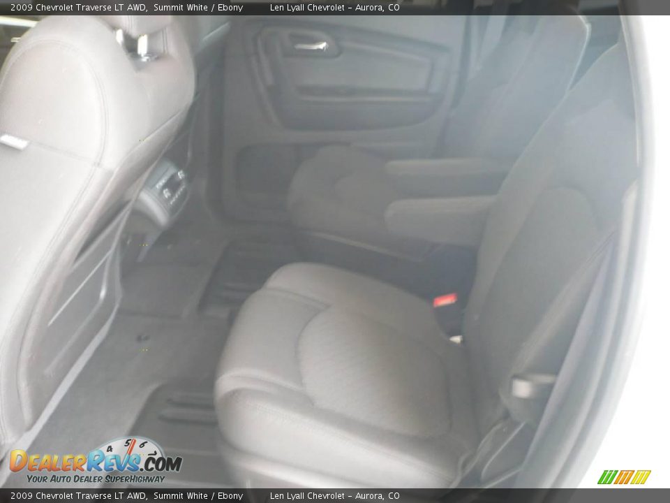 2009 Chevrolet Traverse LT AWD Summit White / Ebony Photo #11