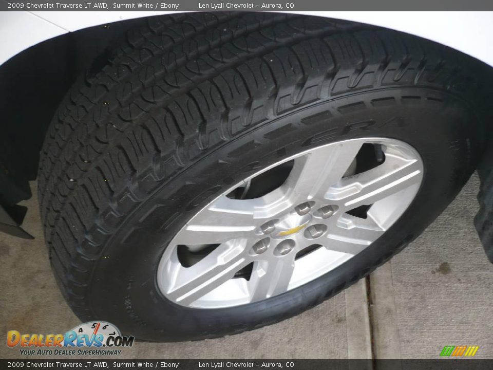 2009 Chevrolet Traverse LT AWD Summit White / Ebony Photo #23