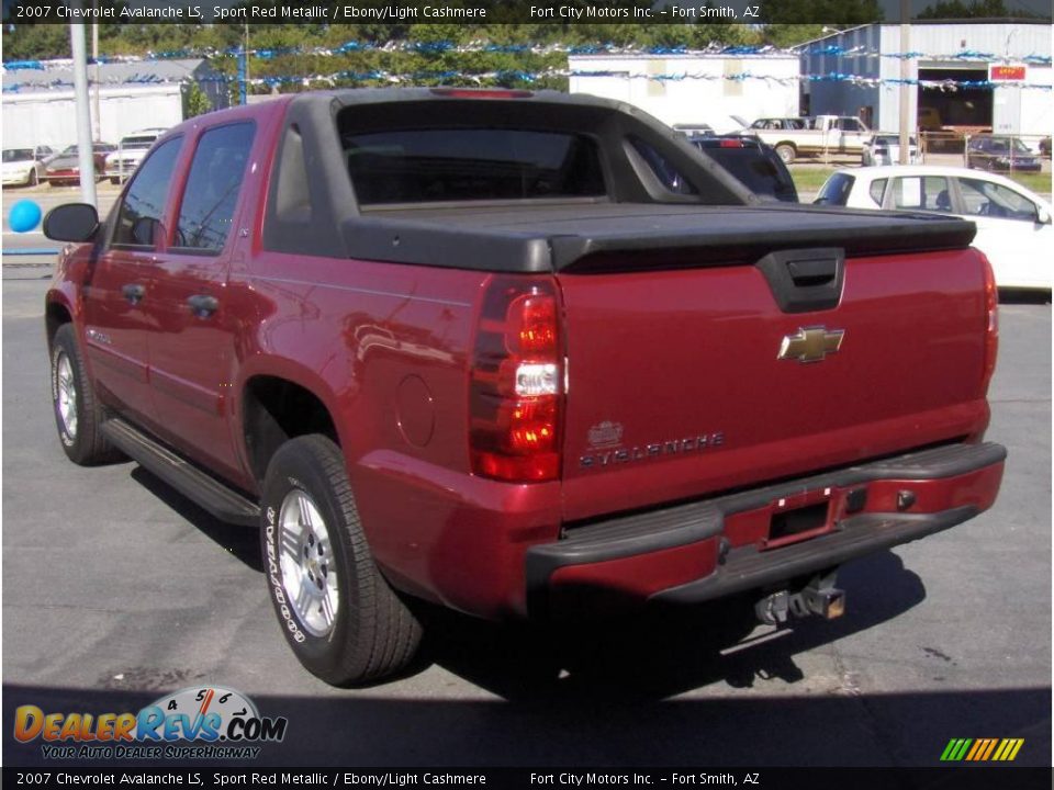 2007 Chevrolet Avalanche LS Sport Red Metallic / Ebony/Light Cashmere Photo #2
