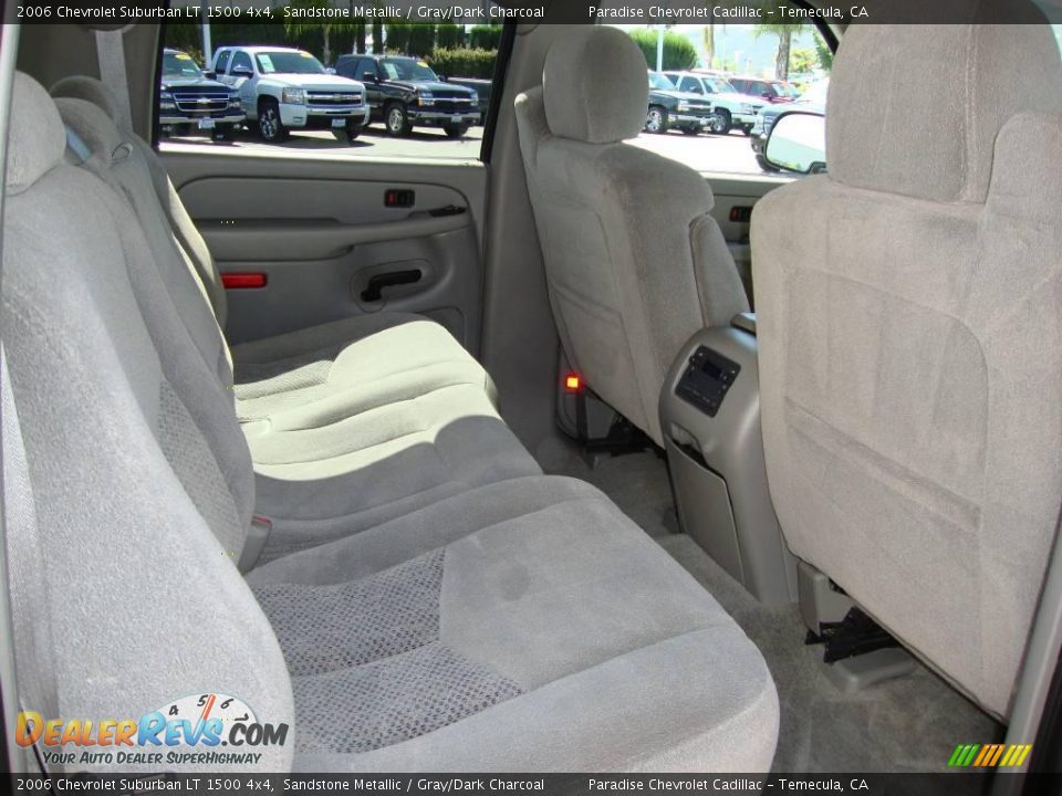 2006 Chevrolet Suburban LT 1500 4x4 Sandstone Metallic / Gray/Dark Charcoal Photo #12